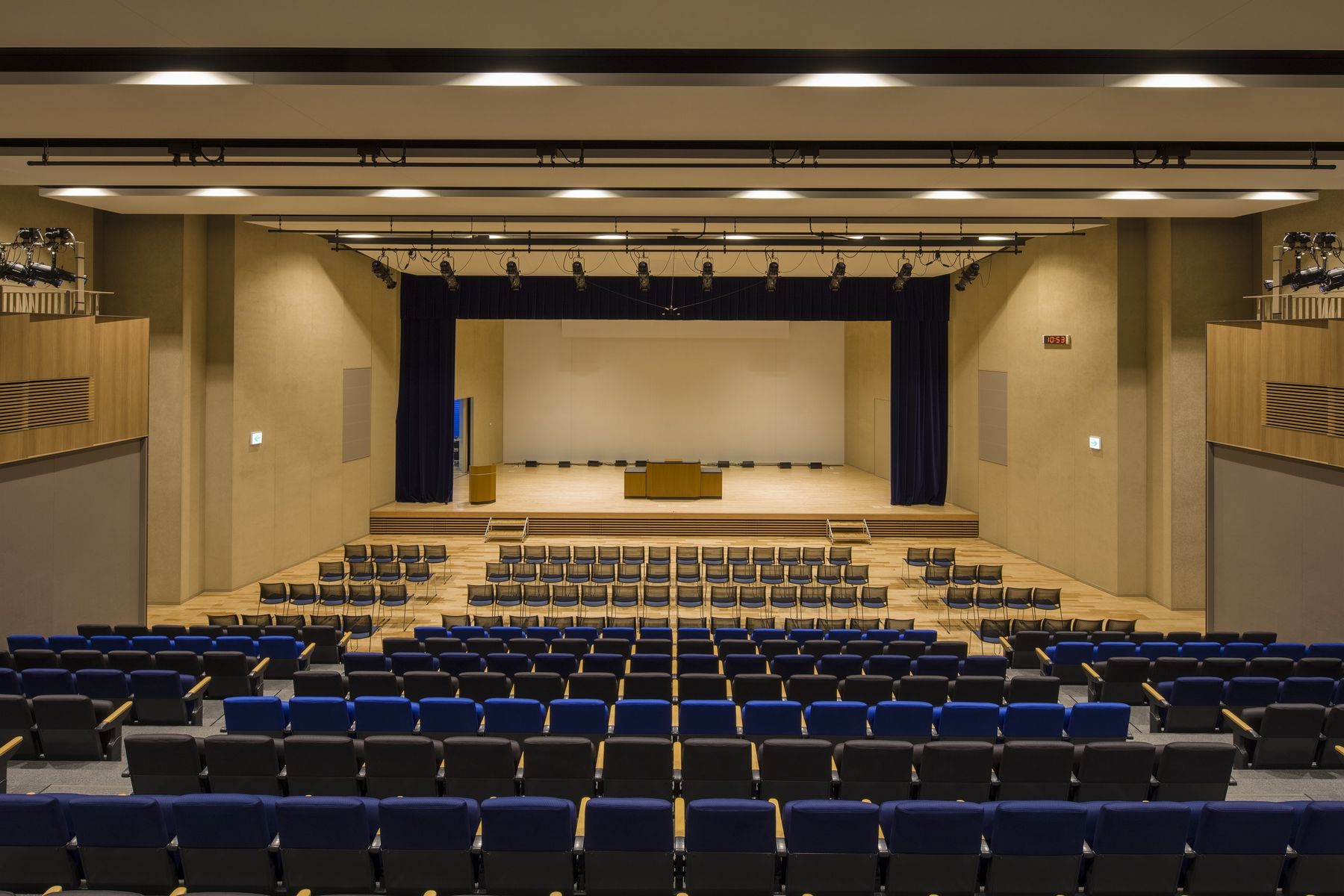 生涯学習センターホール1